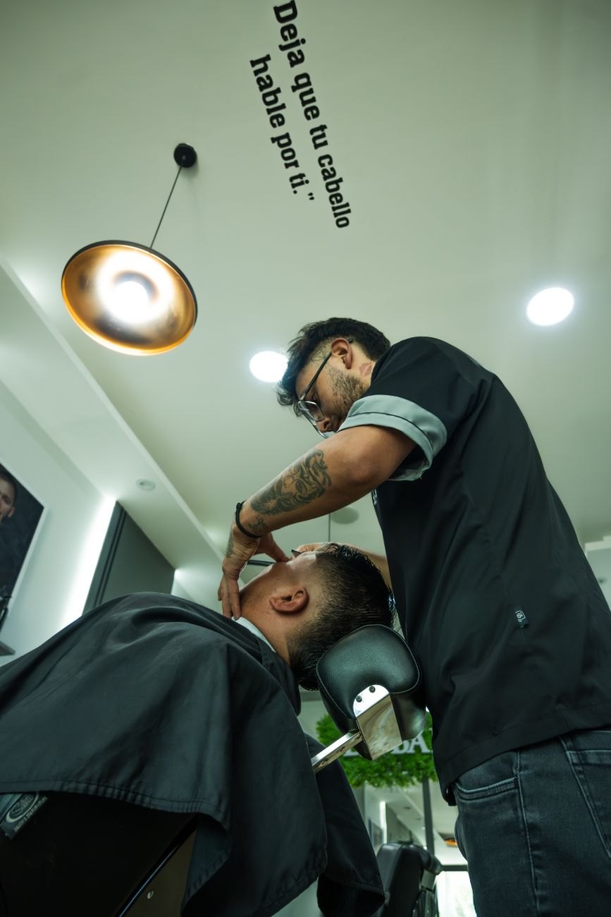 Moderni parturipalvelu FI Barbershop